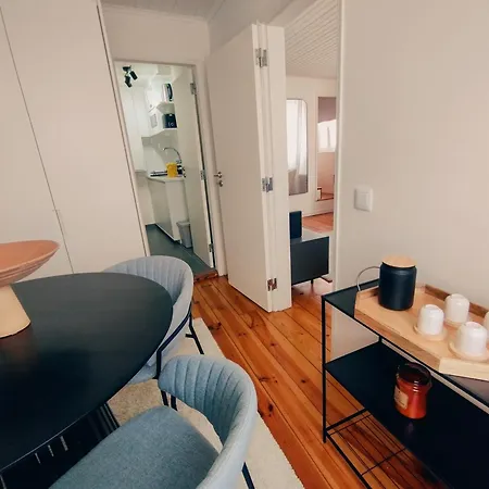 Apartment Theone Alfama Lisbon