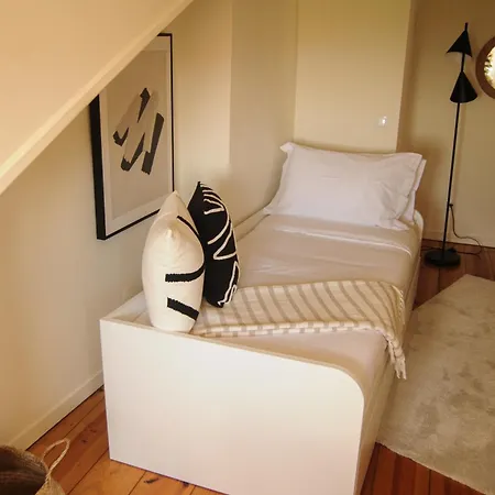 Theone Alfama Apartmán